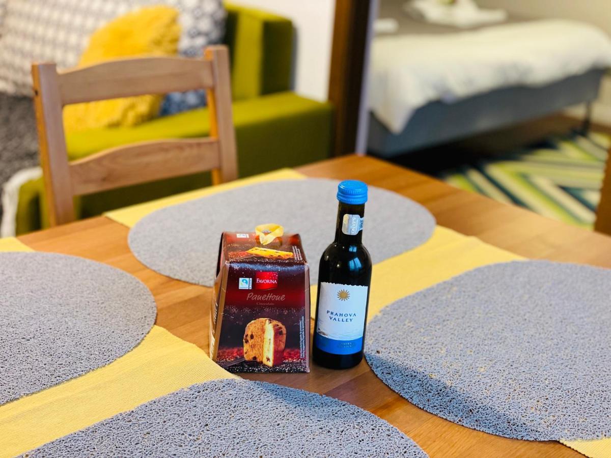 Modern Place To Stay-Self Check-In Nonstop 24H-Wifi レシツァ エクステリア 写真